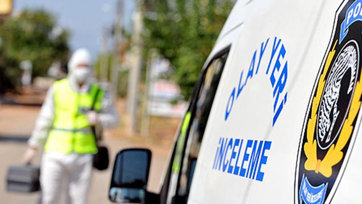 Yabancı uyruklu kadın Fatih'teki evinde boğazı kesilmiş halde bulundu