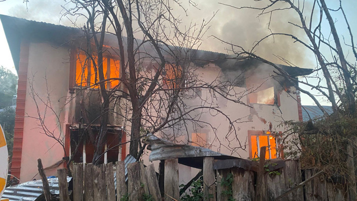 Bolu'da 2 katlı evde yangın: Karı-koca hayatını kaybetti