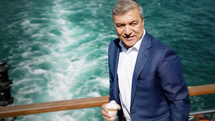 Halk TV'den ayrılan İsmail Küçükkaya nereye geçti? Yeni kanalı ilk fragmanı yayınladı