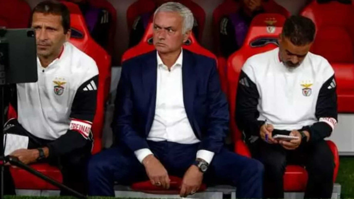 Jose Mourinho uzatmalarda yıkıldı