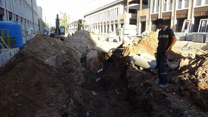 Malatya'da göçük altında kalan işçi hayatını kaybetti