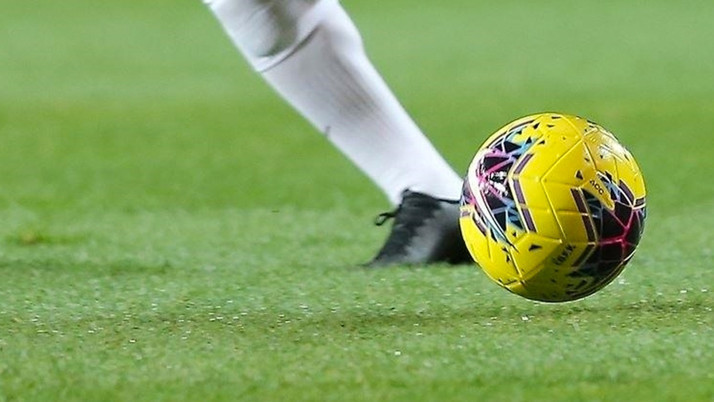 Futbol dünyasını sarsan ölüm! Maçta sakatlanmıştı