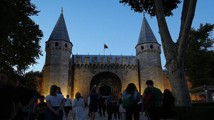 Topkapı Sarayı'nda gece turları yarın sona eriyor