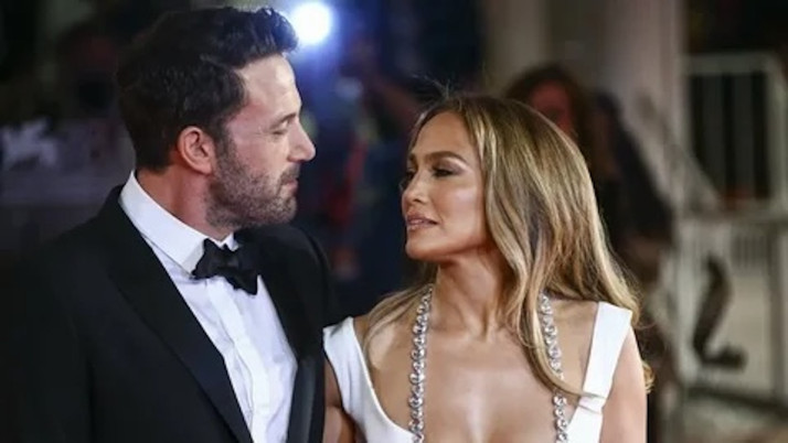 Jennifer Lopez ve Ben Affleck boşandı! İşte çok kritik açıklama...