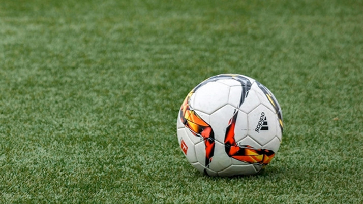 Napoli'yi yenen Milan, liderliğe yükseldi