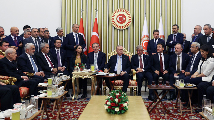 Gelecek Partisi'nden Erdoğan-Davutoğlu fotoğrafına açıklama: Hayra yorulmalı