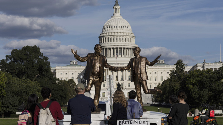 ABD Başkanı Trump'ı çıldırtan heykel yeniden ortaya çıktı