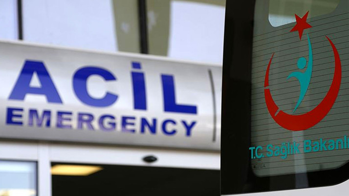 Ormandan toplayıp yediler! İkisi de hastanelik oldu