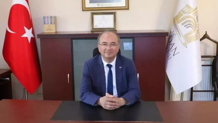 CHP'li Belediye Başkan Mehmet Ali Orpak'ın içki şişeli cuma mesajına tepki