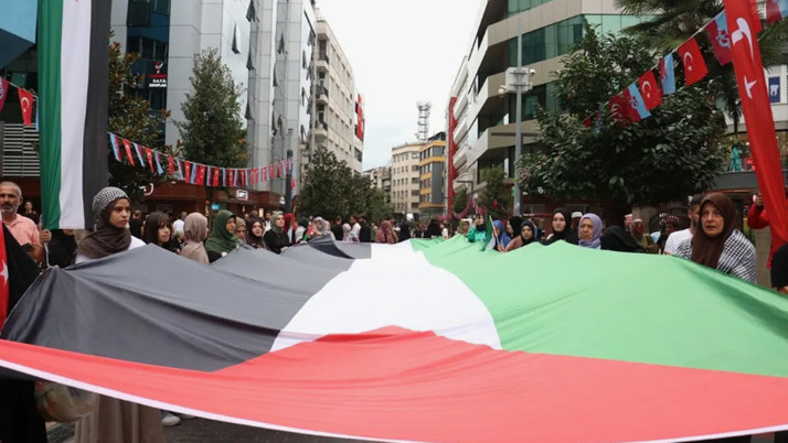 Trabzon'da Filistin'e destek yürüyüşü düzenlendi