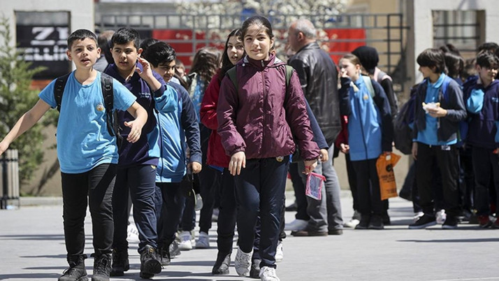 MEB duyurdu! Pazartesi günü tüm okullarda uygulanacak