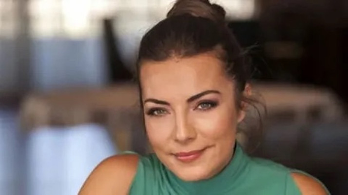 Deprem korkusu taşınmaya itti! Burcu Kara bakın nereye taşınıyor...