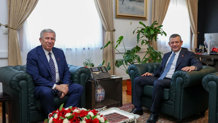 Mansur Yavaş, Özgür Özel'i ziyaret etti! 'Umuyorum soruşturmaya gerek görmezler'