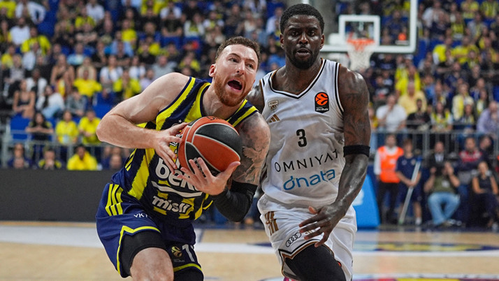 Fenerbahçe Beko Avurupa Ligi'nde kabusu yaşıyor evinde 24 sayı fark yedi