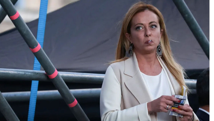 Erdoğan bırak demişti! Meloni: Sigarayı bırakmaya zorlanırsam, birini öldürürüm