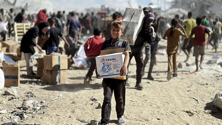 Gazze'deki hükümet, bölgeye 15 Ekim'de sadece 480 yardım tırının girdiğini açıkladı