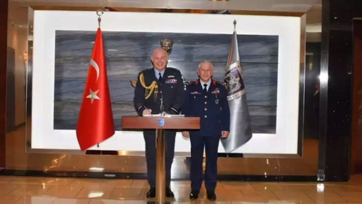 Türkiye ve İngiliz ordusundan kritik görüşme