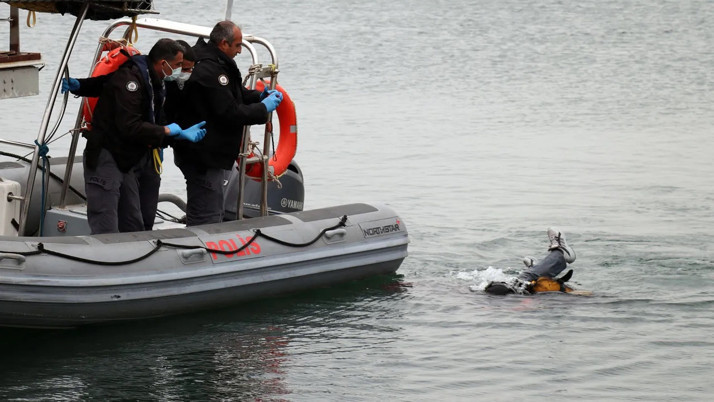 İzmir'de korkunç olay! Balıkçının oltasına insan kafatası takıldı
