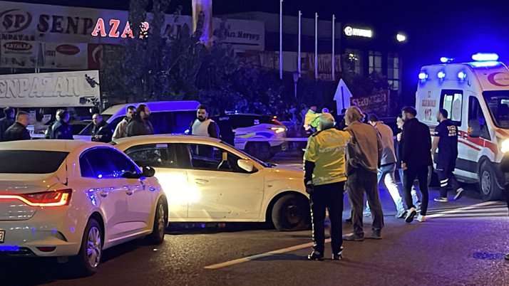 Balıkesir'de 2 kişiyi öldürüp 2'si polis 7 kişiyi yaralayan şüpheli etkisiz hale getirildi