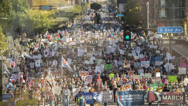 ABD’de “Krallara Hayır” protestoları