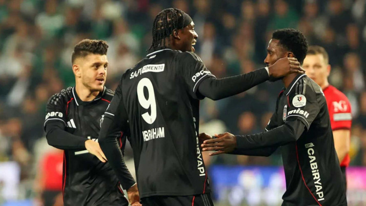 Beşiktaş Konyaspor deplasmanından 3 puanla döndü