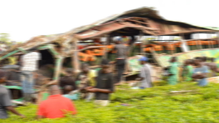 4 aracın karıştığı korkunç kaza! 63 kişi hayatını kaybetti