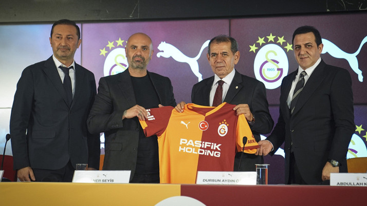 Galatasaray'da Dursun Özbek'ten Osimhen açıklaması