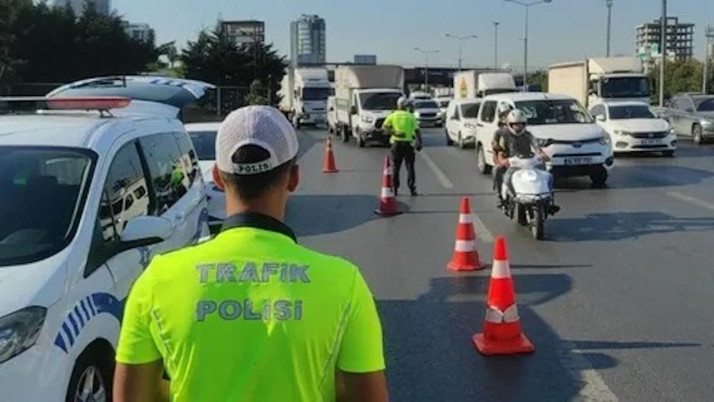 İstanbul Valiliği açıkladı! O yollar trafiğe kapalı olacak...