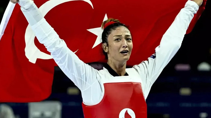 Milli sporcu Nafia Kuş Aydın altın madalya kazandı