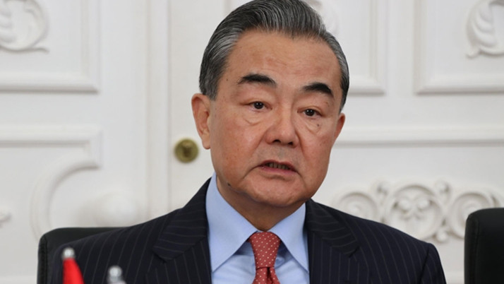 Çin Dışişleri Bakanı Vang'dan, yeni Japon hükümetine "ilk düğmeyi doğru ilikleme" mesajı