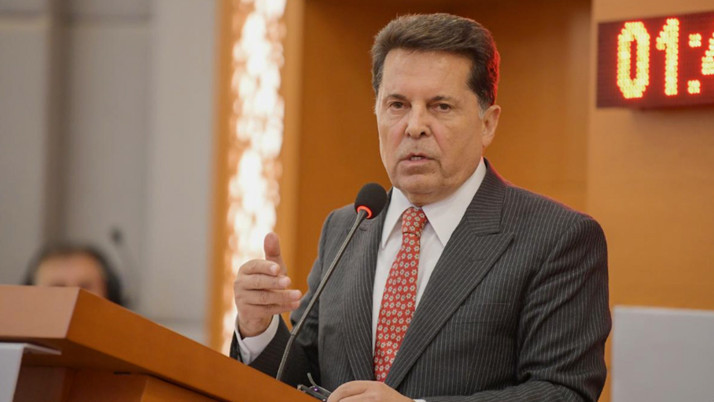 Esenyurt Belediye Başkanlığı görevinden uzaklaştırılan Ahmet Özer'in "silahlı terör örgütü üyesi olmak" davasında mütalaa