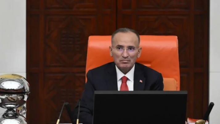 Bekir Bozdağ Meclis’e döndü, zayıflığı gözlerden kaçmadı