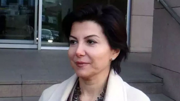 Gazeteci Sedef Kabaş'a hapis cezası verildi