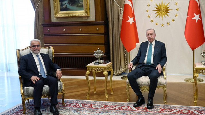 Cumhurbaşkanı Erdoğan, HÜDA PAR Genel Başkanı Yapıcıoğlu'nu kabul etti