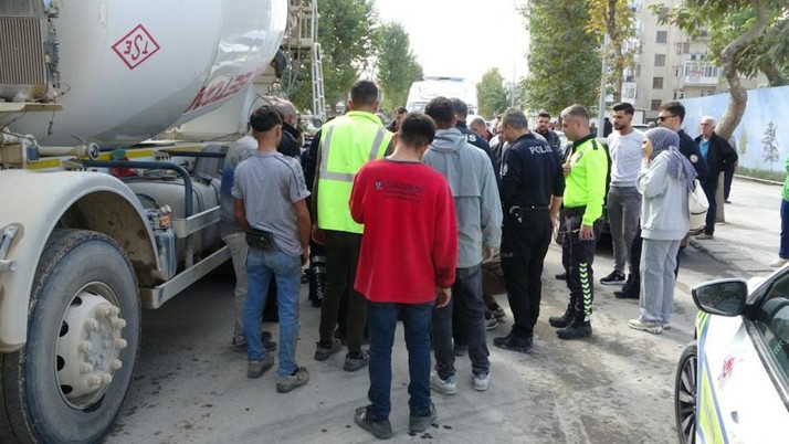İzmir'de beton mikseri faciası! Torununu okula götüren babaanne öldü, torunu yaralandı
