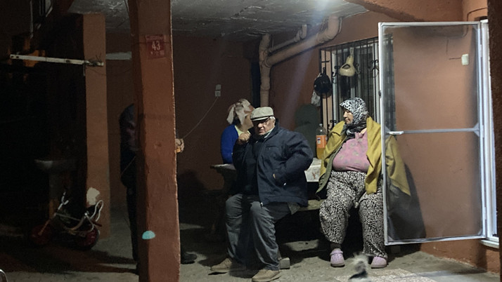 Balıkesir Sındırgı'da sabaha karşı peş peşe 4 deprem oldu