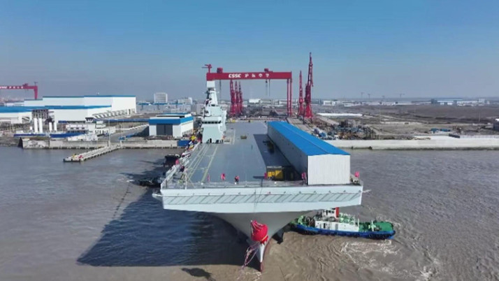 Çin'in insansız hava aracı taşıyabilen ilk savaş gemisi Sıçuan deneme seyirlerine başladı