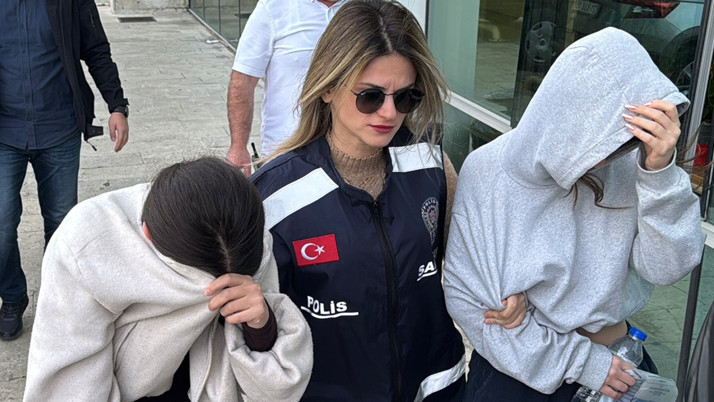 13 milyon 393 bin liralık vurgun yapan 5 kişi gözaltına alındı