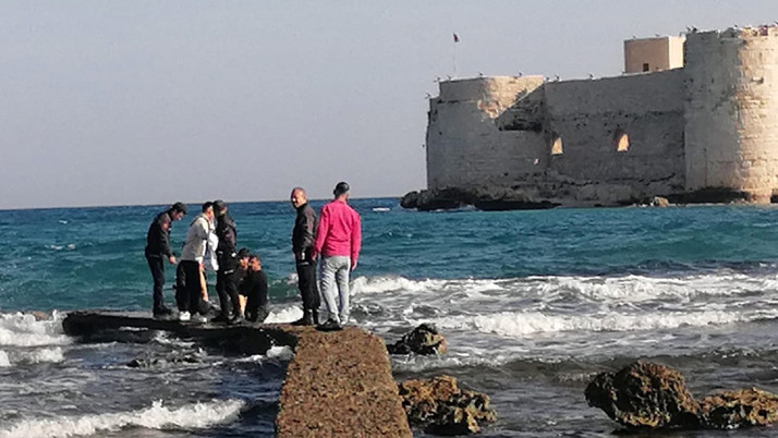 Mersin'de denize giren genç Tunahan boğuldu