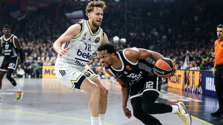 Fenerbahçe Beko Partizan engelini rahat geçti Eurolig'de üst üste 4. galibiyet