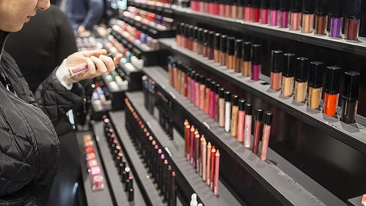 'Fahiş fiyat' şikayeti! Bakanlıktan ünlü kozmetik mağazasına denetim