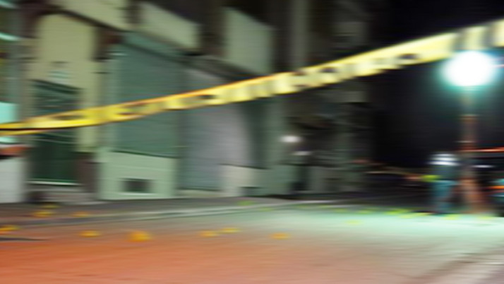 Motosikletini yolun kenarına park edip karşıya geçmeye çalıştı! Feci kaza...