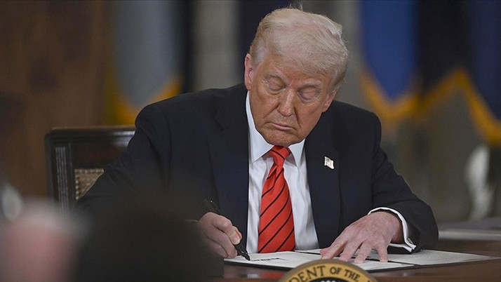 ABD Başkanı Trump'tan yapay zeka imzası