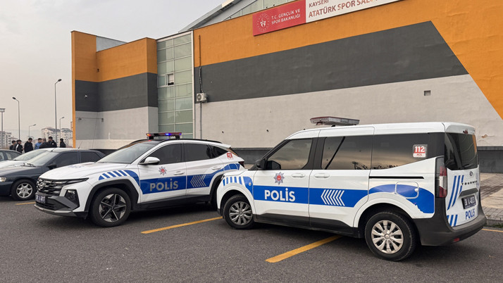 Kayseri'de çıkan kavgada 3 öğrenci bıçaklandı