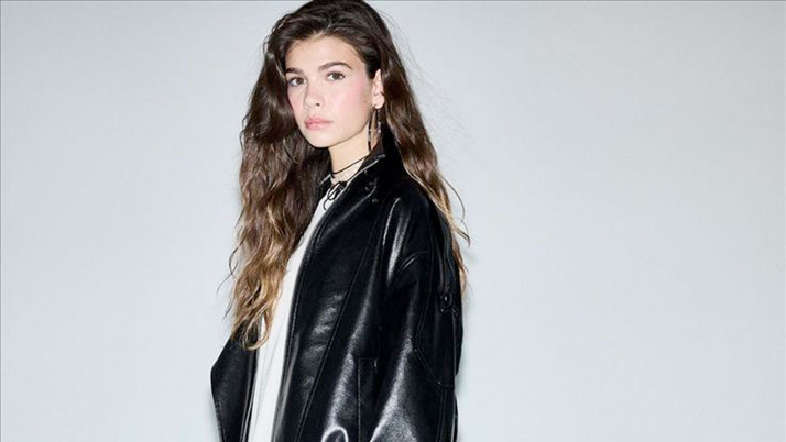 DeFacto "Yeni Yıl Parti" koleksiyonunu tanıttı