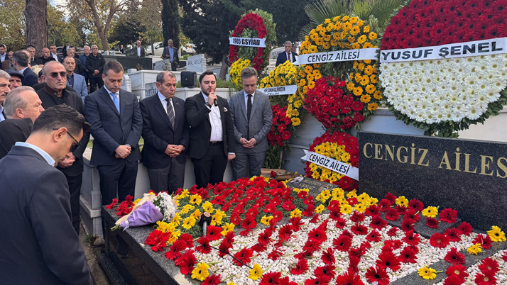 Galatasaray'ın eski başkanı Mustafa Cengiz, kabri başında anıldı