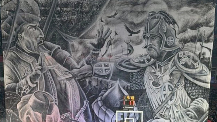 Irkçı pankart tepki çekmişti! Partizan'a verilen cezaya bakın...