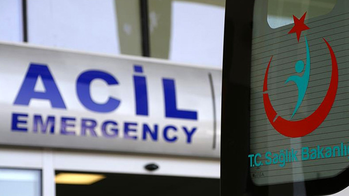 Bıçaklı kavgada 15 yaşındaki çocuk öldü