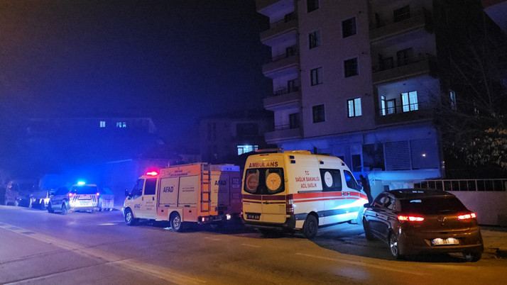 Çorum'da haşere ilaçlaması yapılan binada 8 kişi zehirlendi