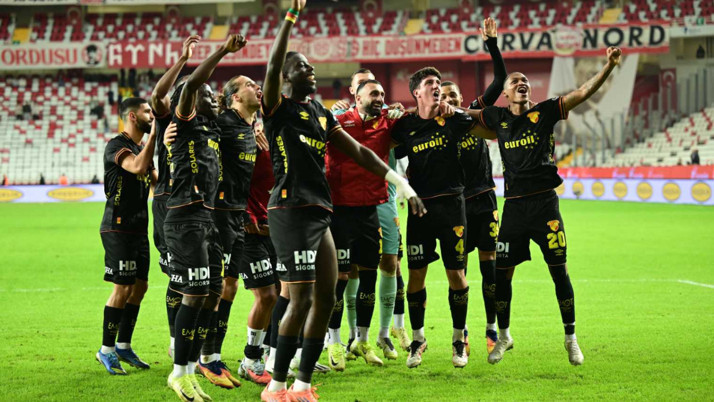 Göztepe, Antalyaspor karşısında geriden gelip kazandı